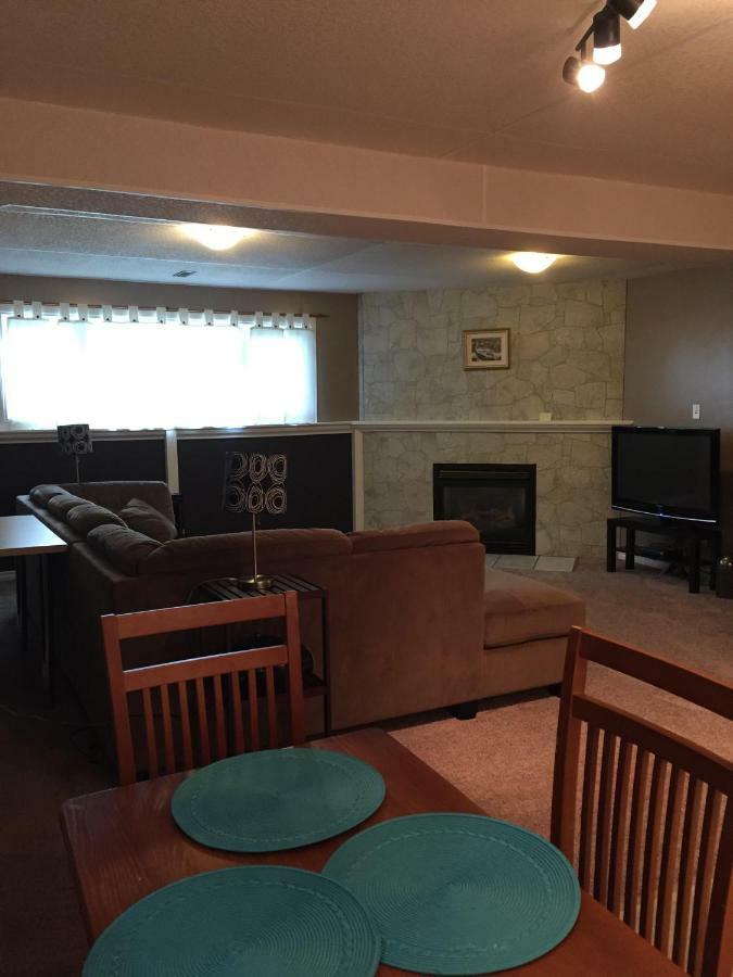 Newly Renovated Basement Suite! Lethbridge Dış mekan fotoğraf