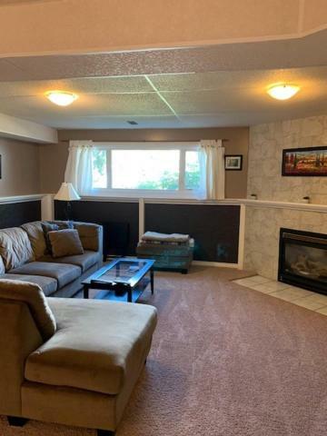 Newly Renovated Basement Suite! Lethbridge Dış mekan fotoğraf